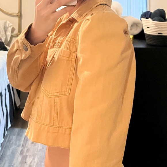 Jacket - Picture 3 of 4